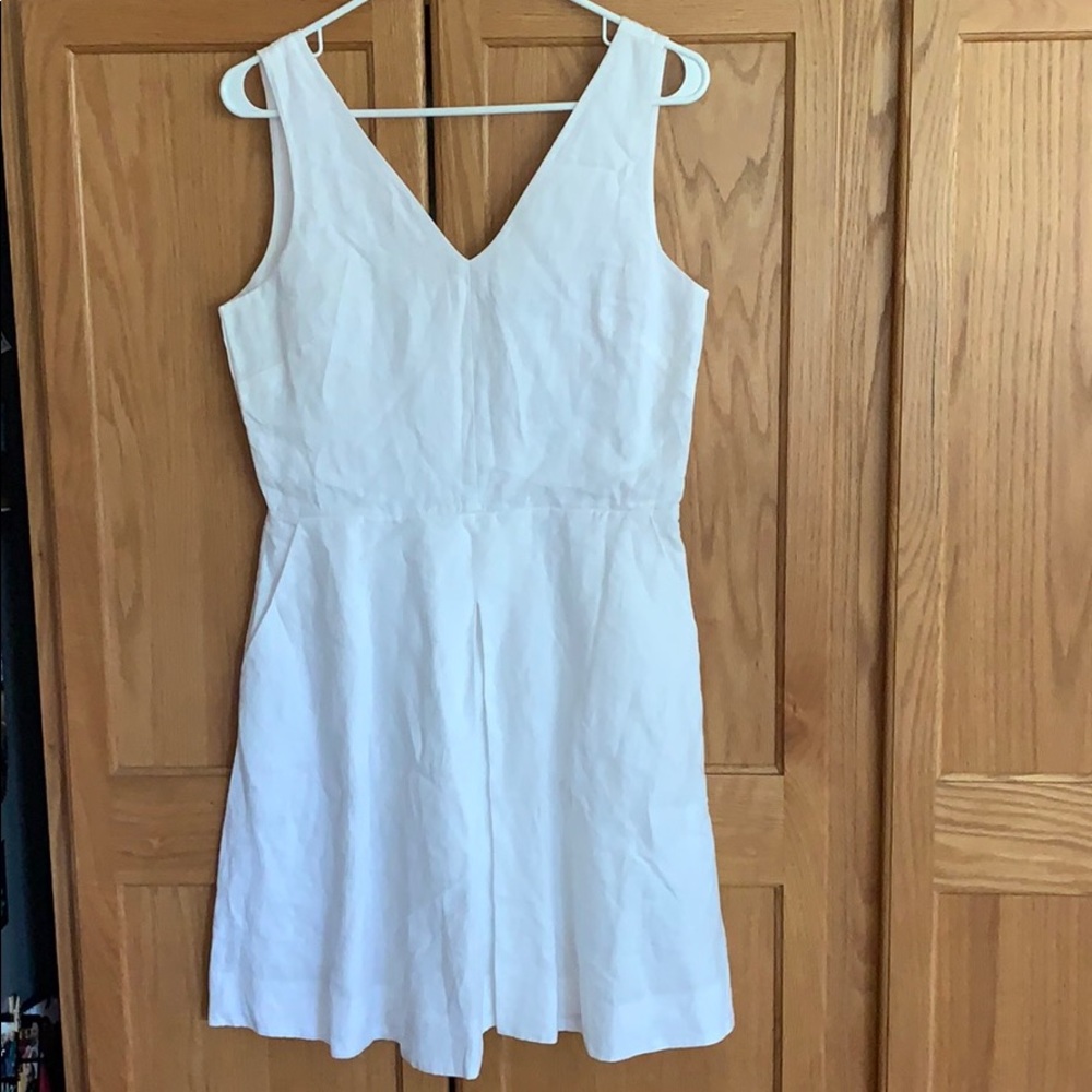 White linen double-v dress (NWT)